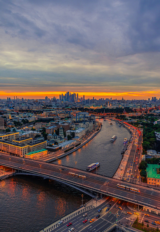 Вечерняя панорама Москвы