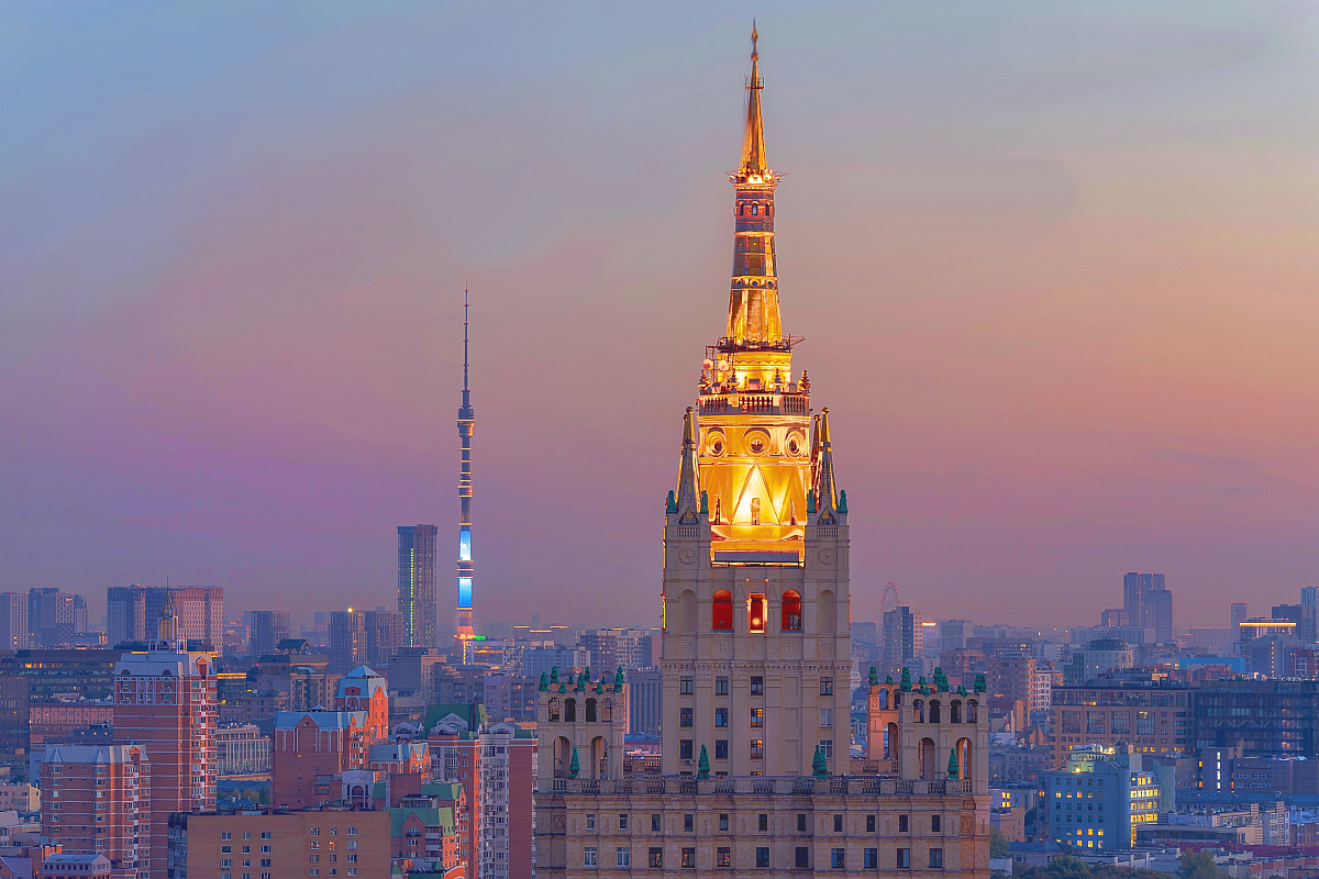 Рассветные виды Москвы