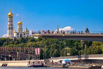 Виды столицы с Москвы-реки
