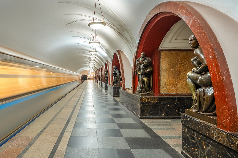 Станции метро