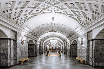 Станции метро