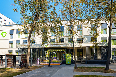 Поликлиника на ул. Молостовых, 7А