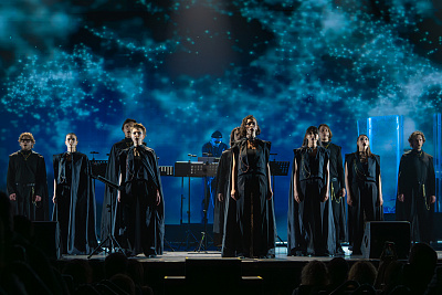 Шоу «ТехноМесса» электронного хора Palestrina