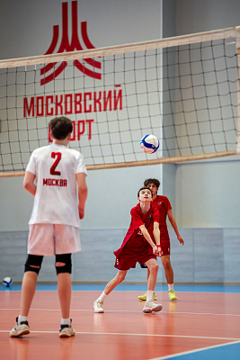 Тренировка по волейболу