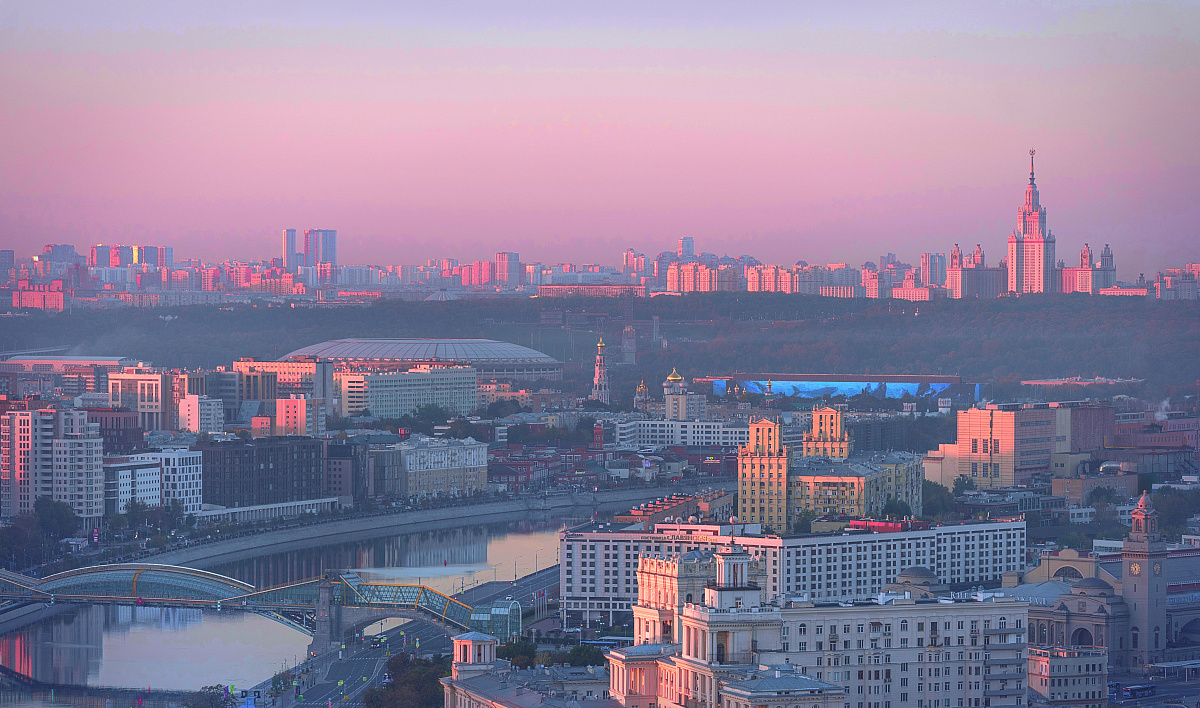 Рассветные виды Москвы