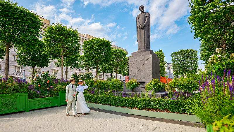 «Сады и цветы» на центральных улицах города