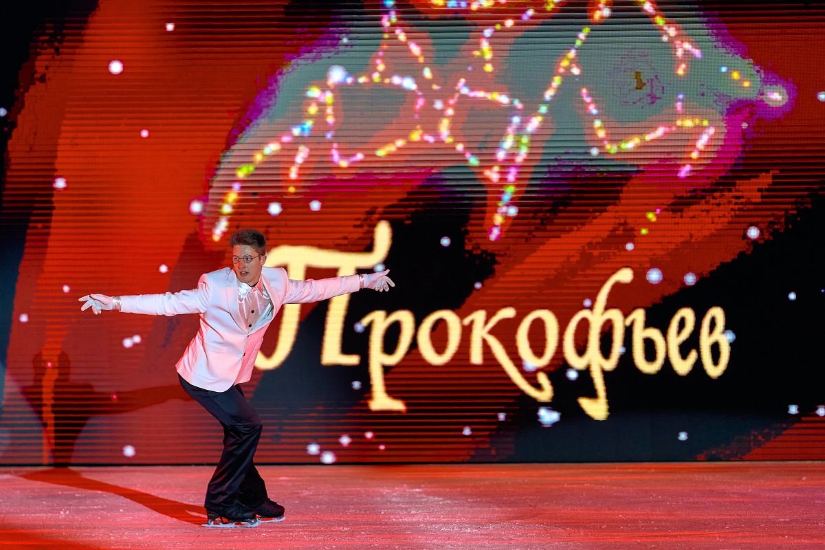 Фестивальная площадка на площади Революции