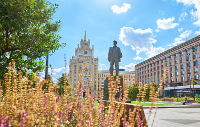 Тверская улица 