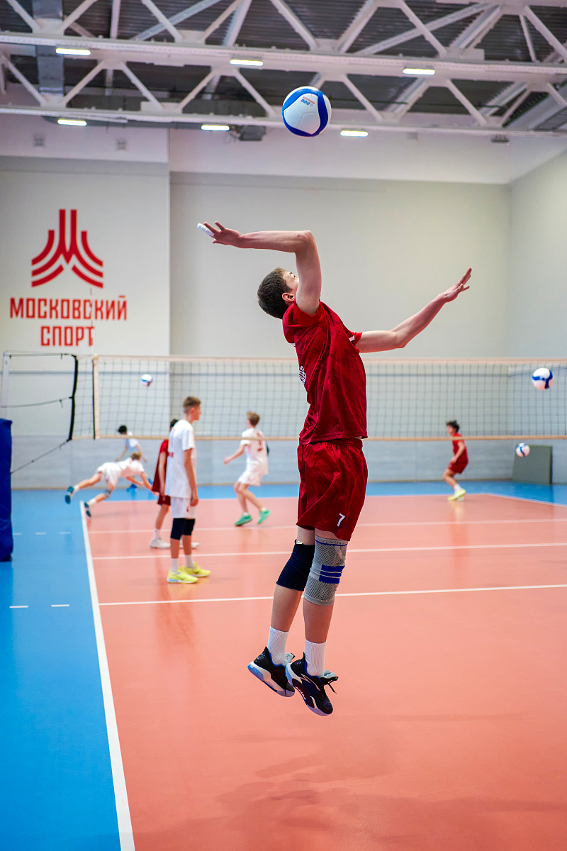 Тренировка по волейболу