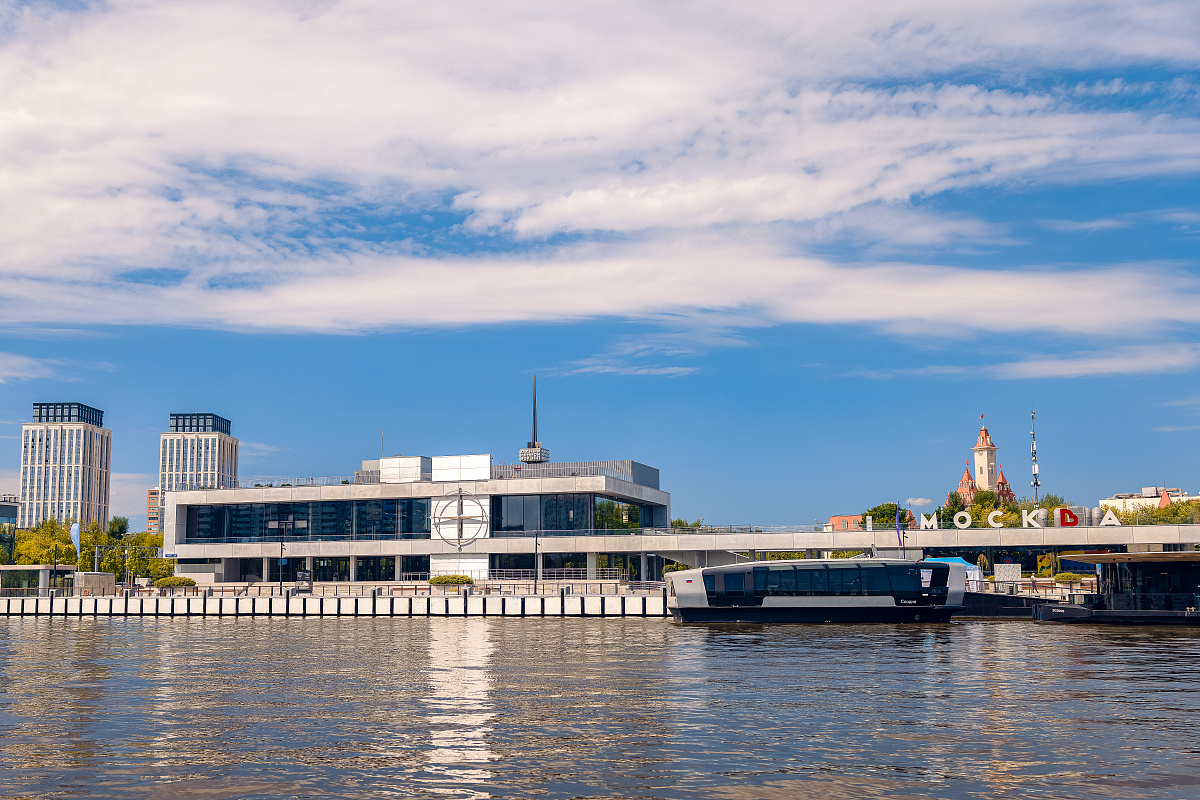 Виды столицы с Москвы-реки