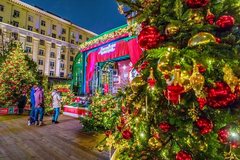 Новогоднее украшение Тверской площади
