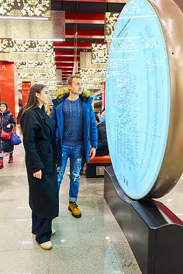 Станция метро «Мичуринский проспект»
