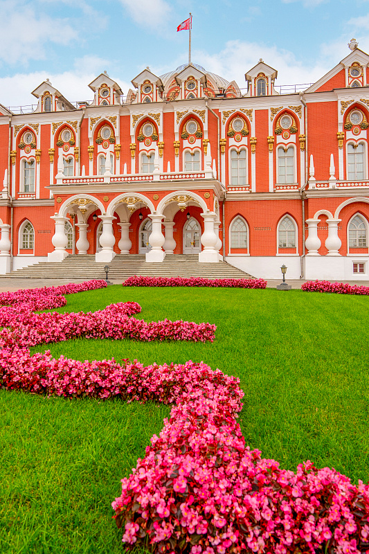 Петровский путевой дворец