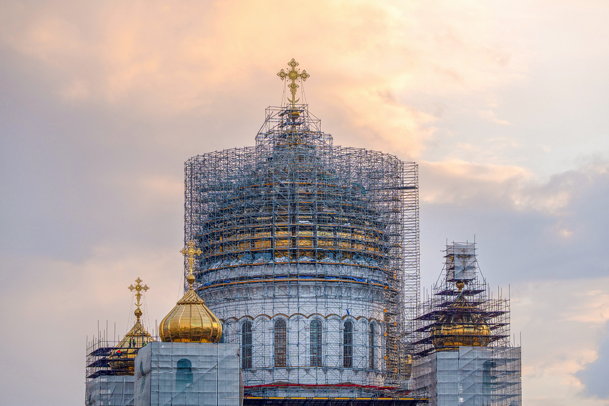 Реставрация куполов и крестов храма Христа Спасителя