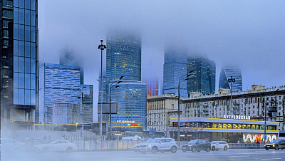 Туманная осенняя Москва